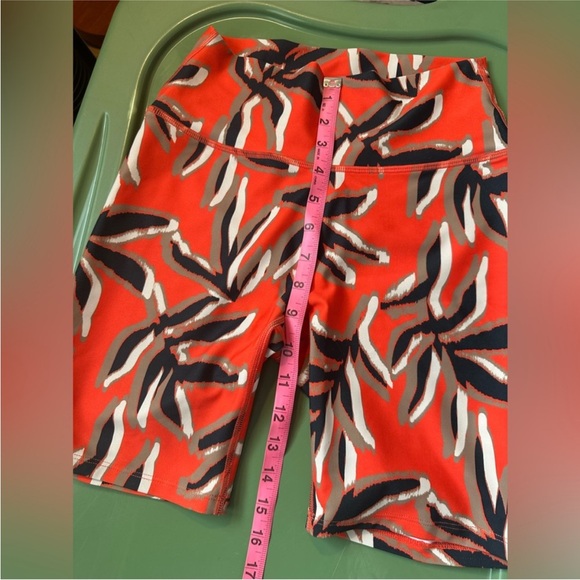 NWT Sage Collective 2 piece biker short set, Size small - Picture 8 of 10